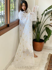 White Kota Cotton Dupatta with Thread Embroidery - Masakalee