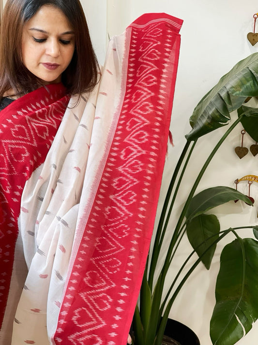 White, Red Handwoven Ikat Dupatta in Cotton - Masakalee