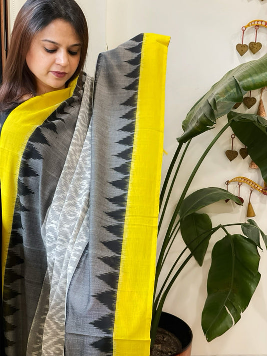 White, Yellow Handwoven Ikat Dupatta in Cotton - Masakalee