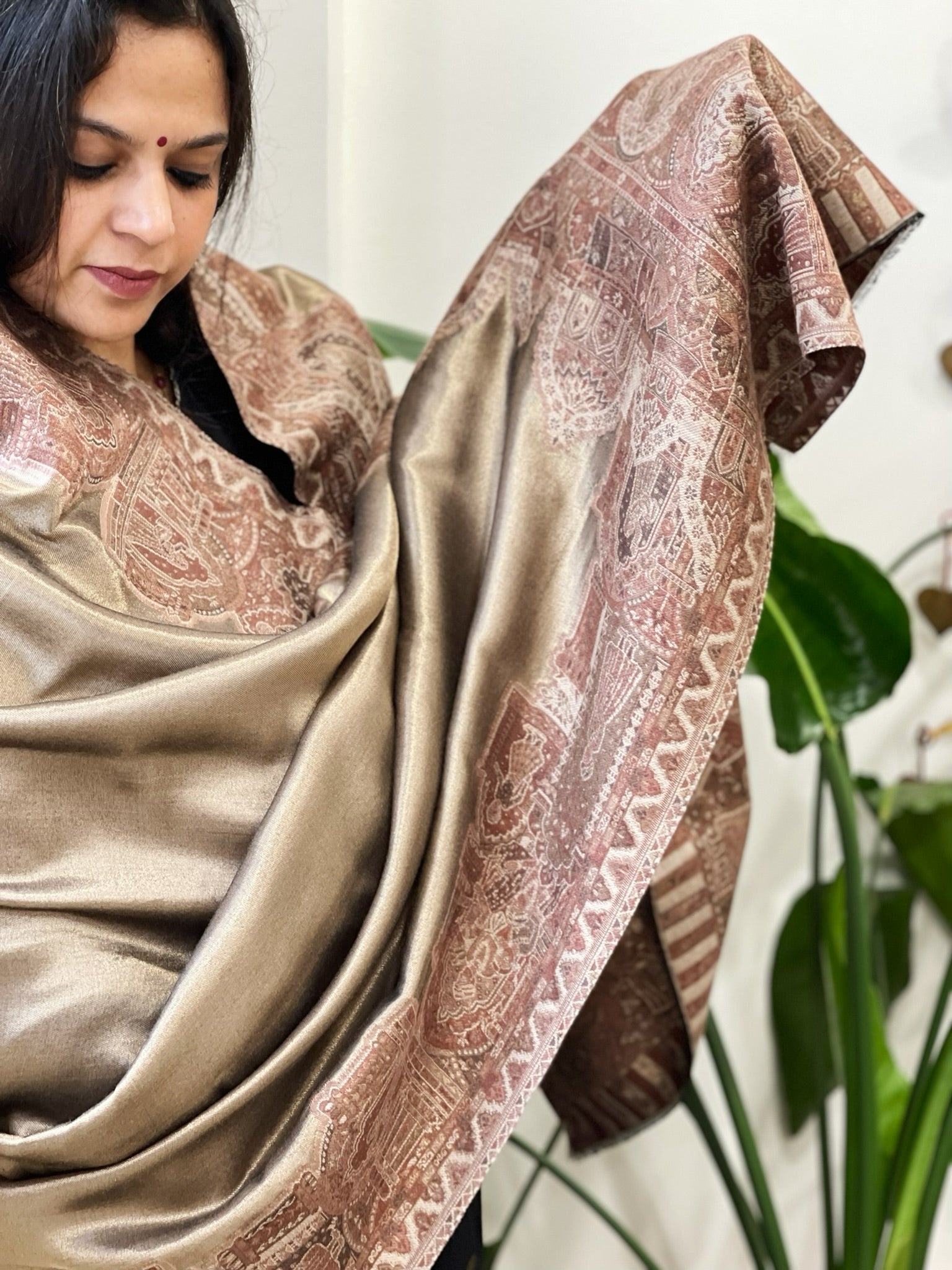 Woven Pure Silk Kaani Dupatta with Zari - Masakalee