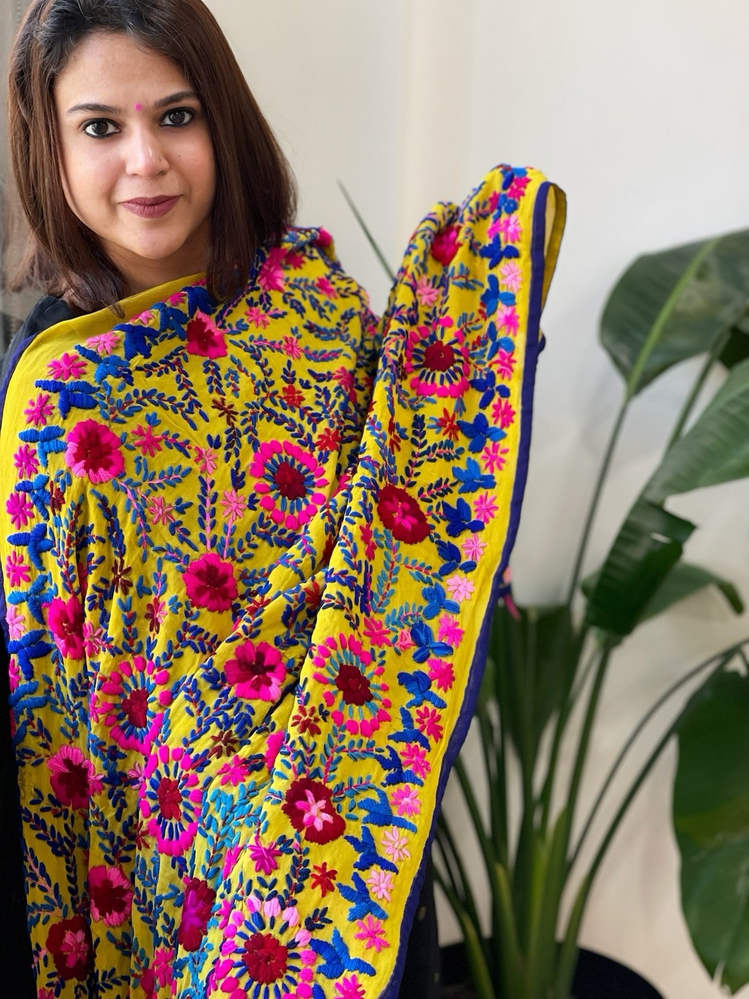 Yellow Georgette dupatta with Woolen Thread Handwork - Masakalee