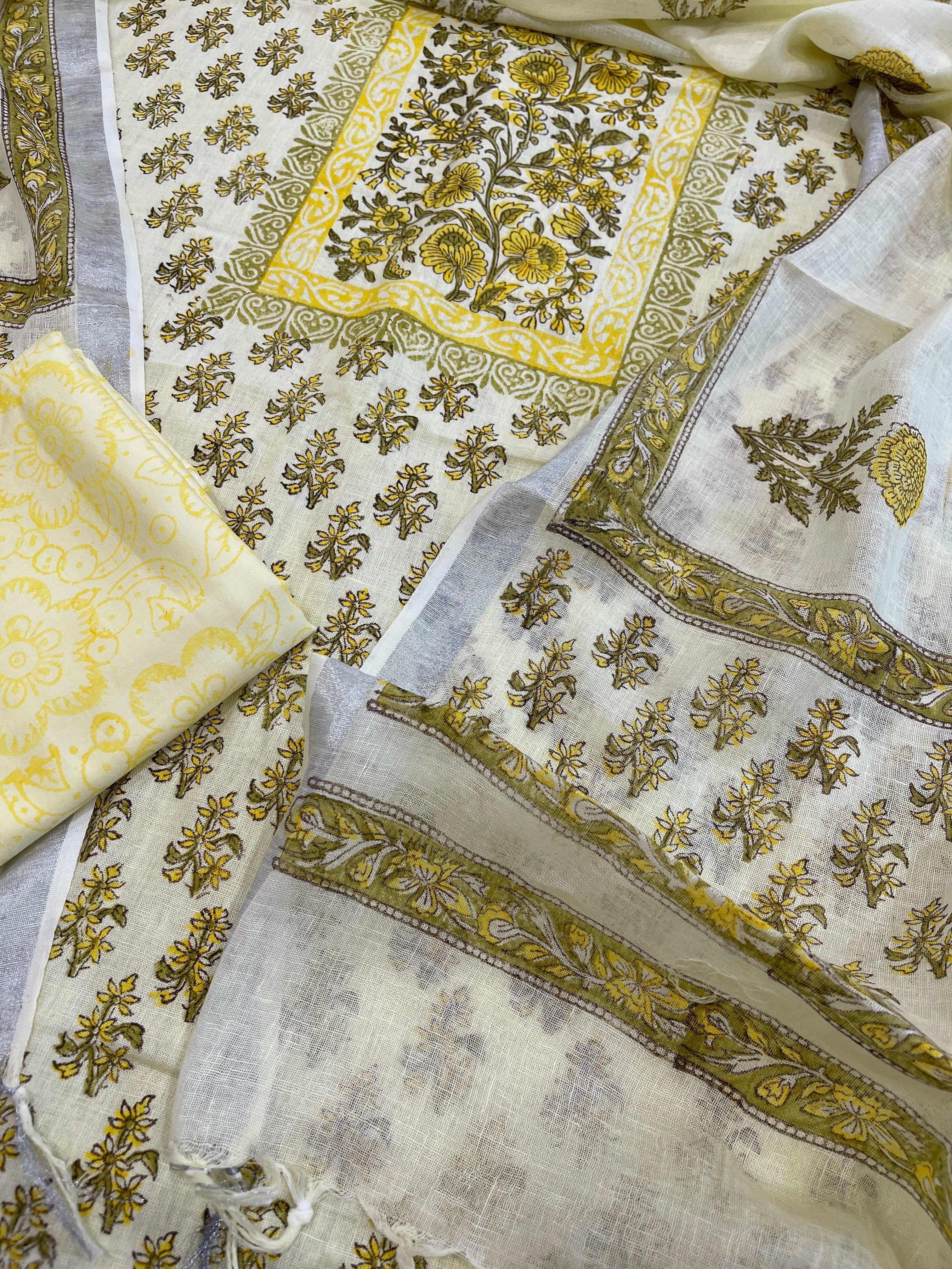 Yellow Handblock Printed Suit Set in Pure Linen - Masakalee