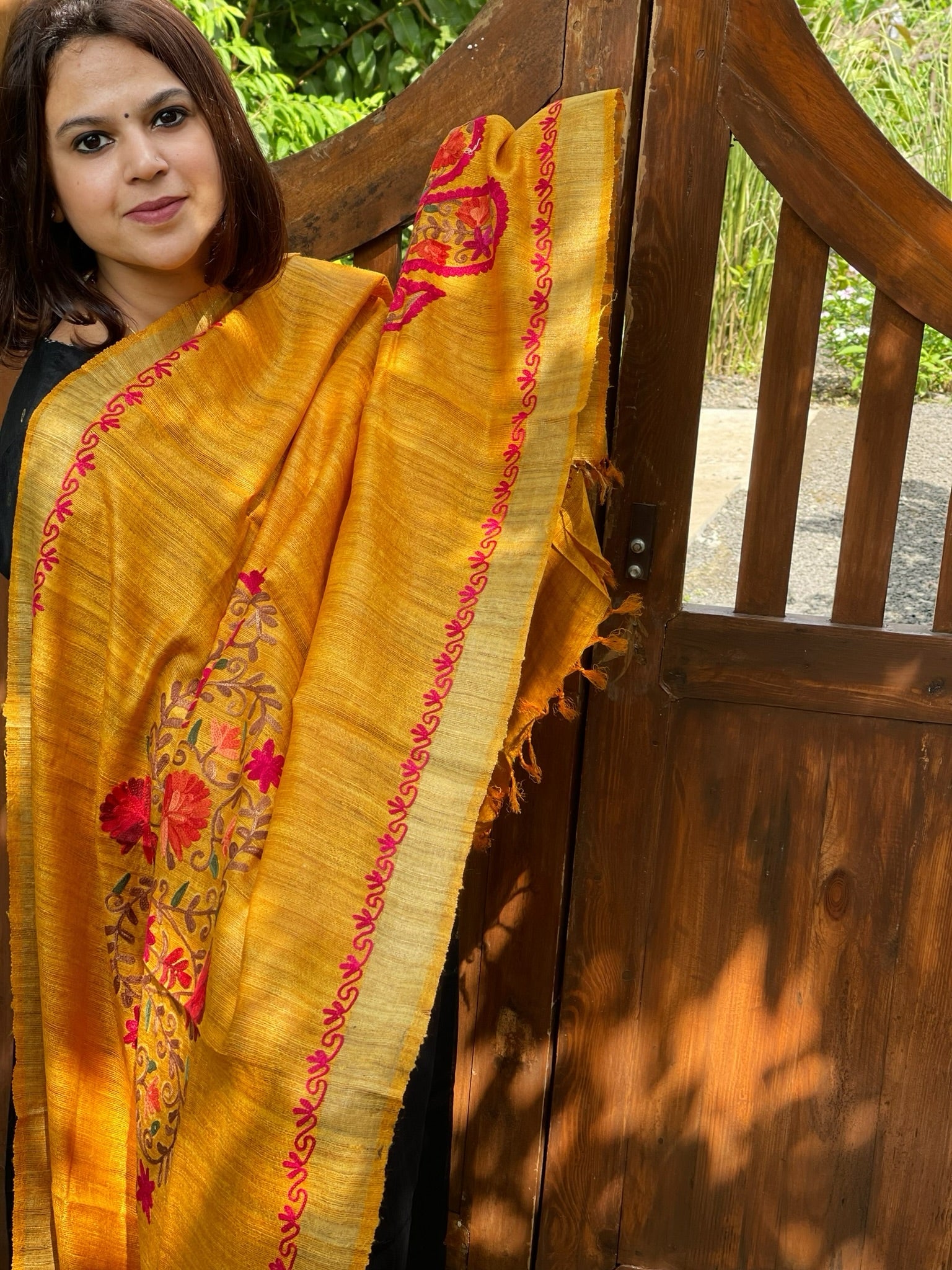 Yellow Kashmiri Aari Embroidered Dupatta in Geecha Silk - Masakalee