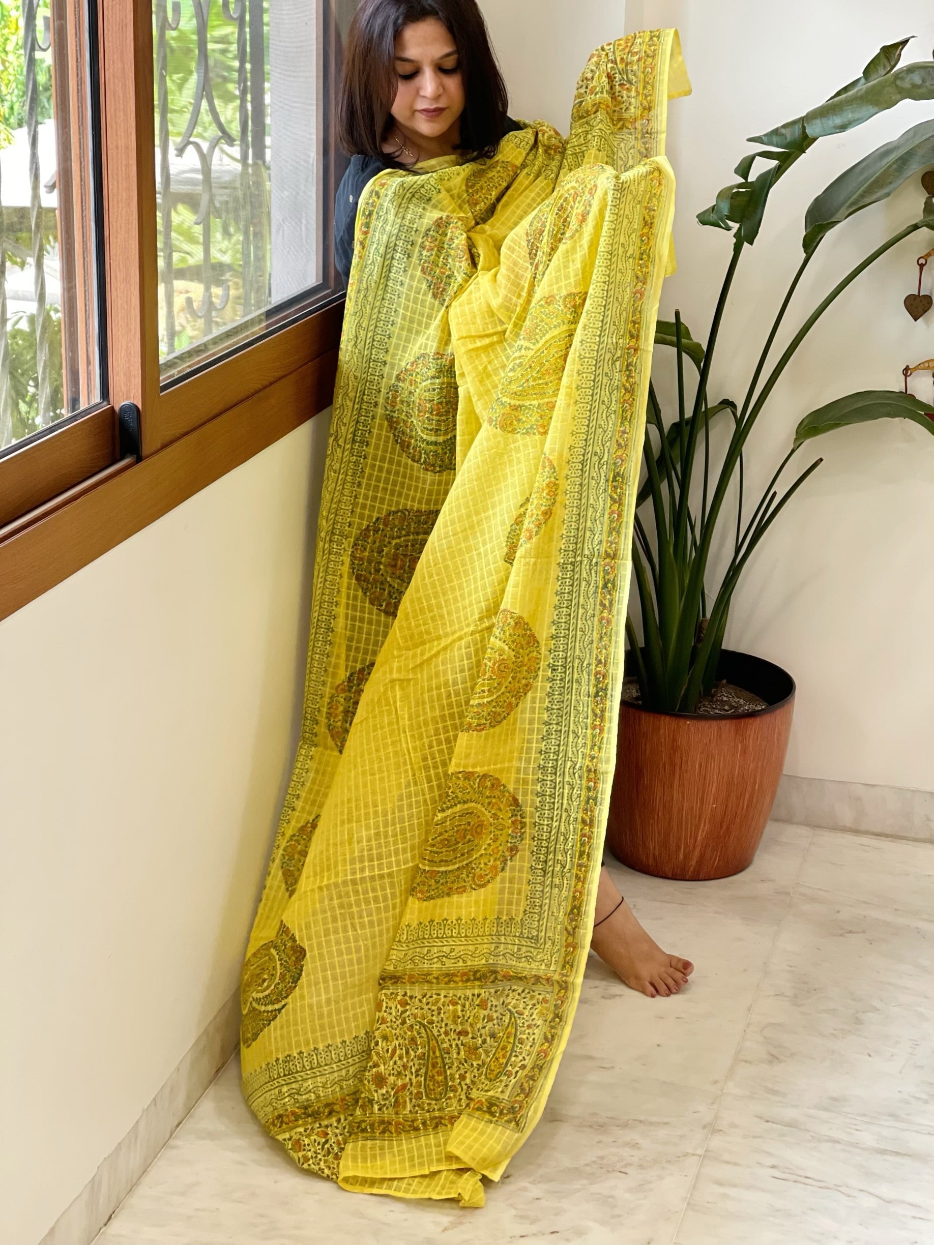 Yellow Mul Cotton Handblock Printed Dupatta - Masakalee