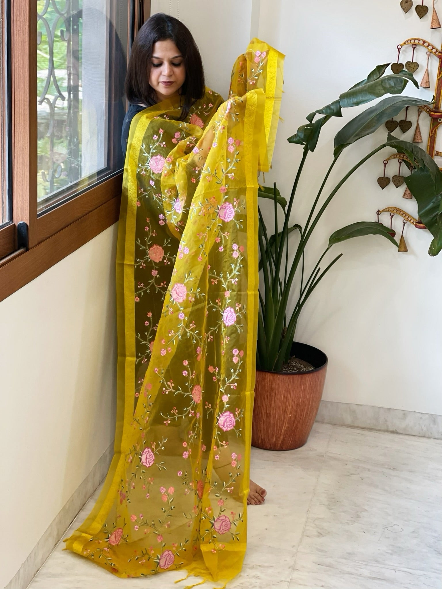 Yellow Organza Dupatta with Thread Embroidery - Masakalee