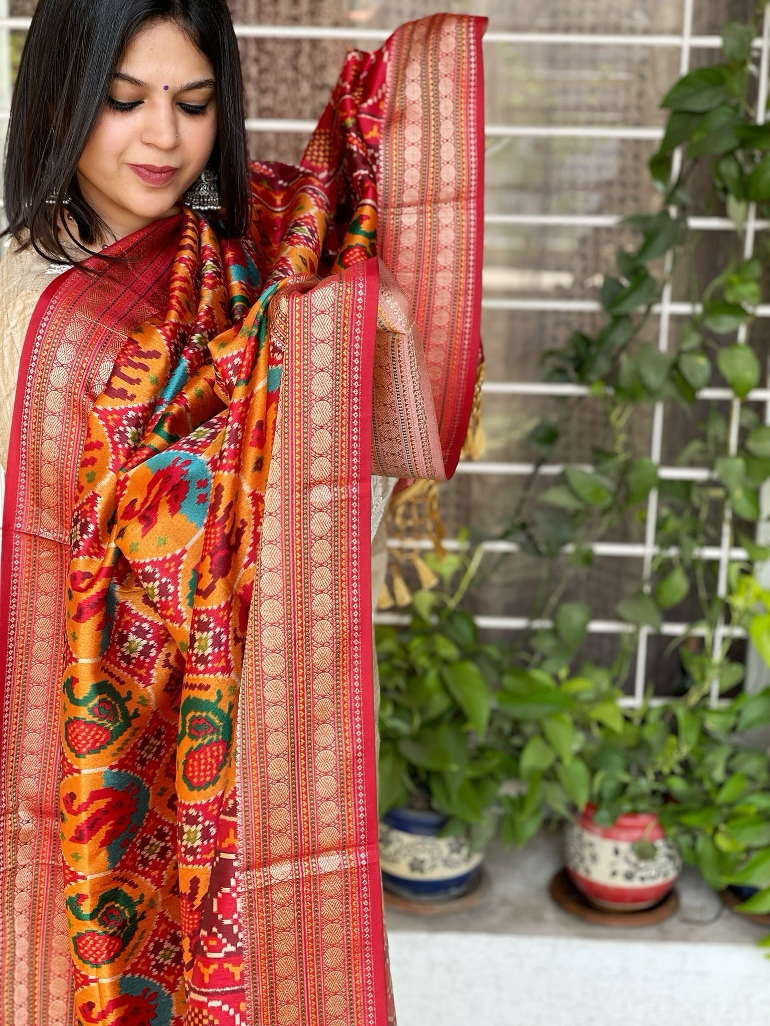 Yellow Printed Patola Dupatta in Fine Art Silk - Masakalee
