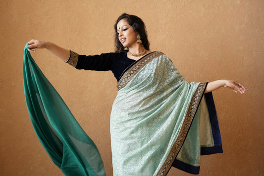 5 Creative Ways to Drape Bandhej Dupattas for Different Body Types - Masakalee