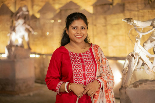 Breaking Fashion Rules: Unexpected Ways to Style Ikat Silk Dupattas - Masakalee