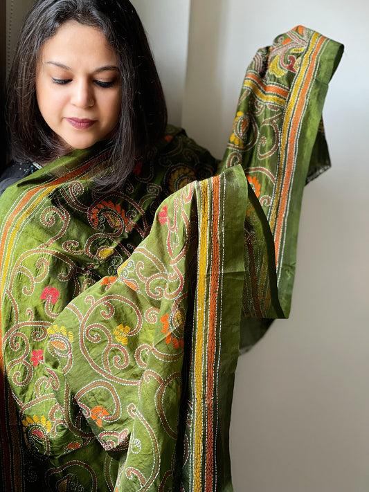 Green Handmade Kantha Dupatta in Silk