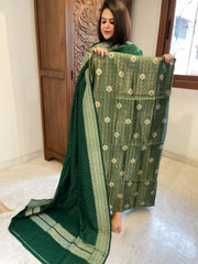 Green Designer Handwoven Kadwa Banarasi Suit Set in Pure Silk