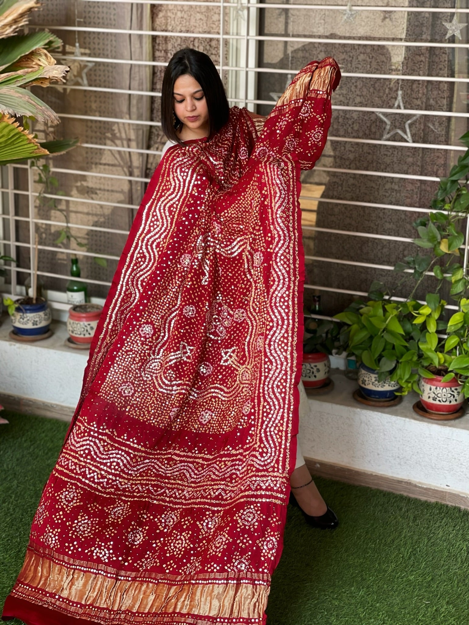 Bandhani Dupatta with Mukaish Handwork with Zari Pallu in Pure Silk