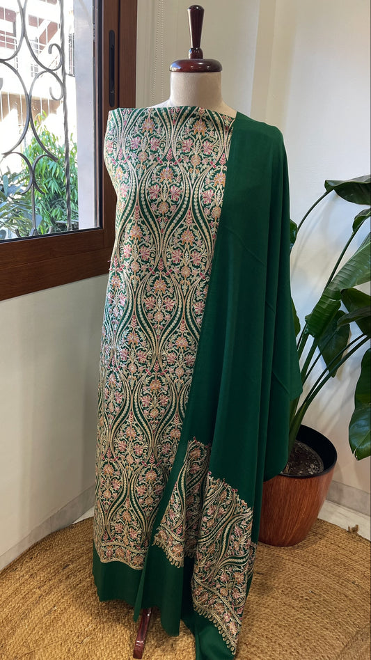 Green Winter Suit Set with Aari Work in Pashmina Wool