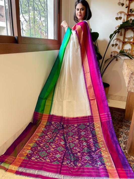 Ivory Handwoven Ikat Saree in Pure Silk with Ganga-Jamuna Border