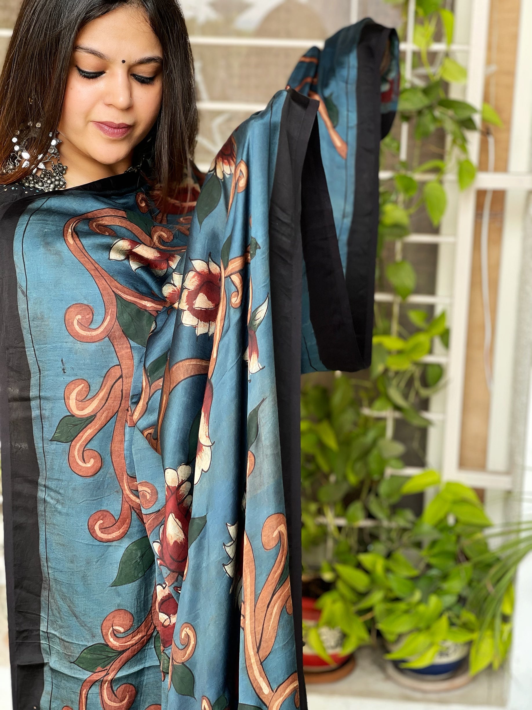 Handsketched & Handpainted Dupatta in Modal Silk
