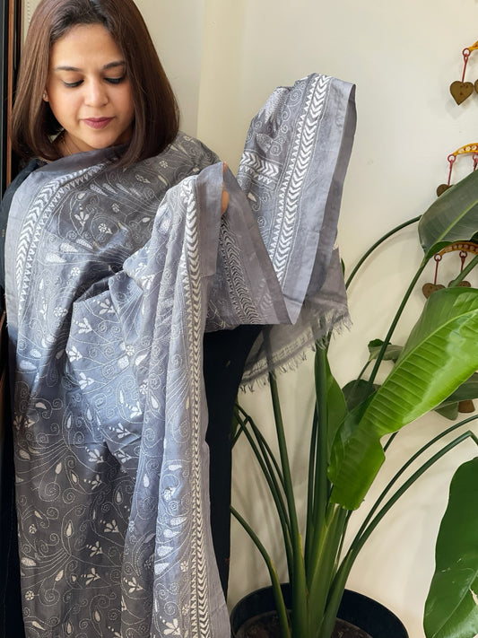Grey Handmade Kantha Dupatta in Silk