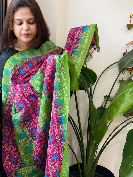 Green, Pink Handmade Kantha Dupatta in Silk
