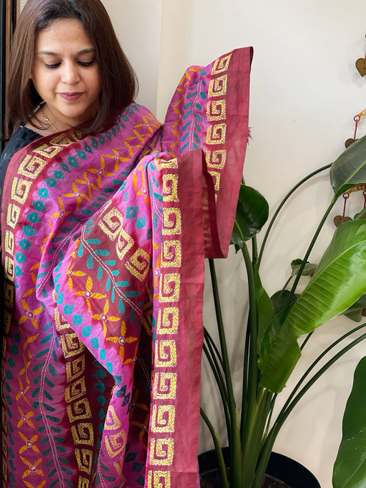 Pink, Maroon Handmade Kantha Dupatta in Silk
