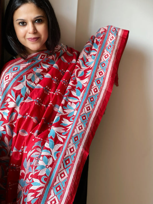 Red Handmade Nakshi Kantha Dupatta in Pure Silk