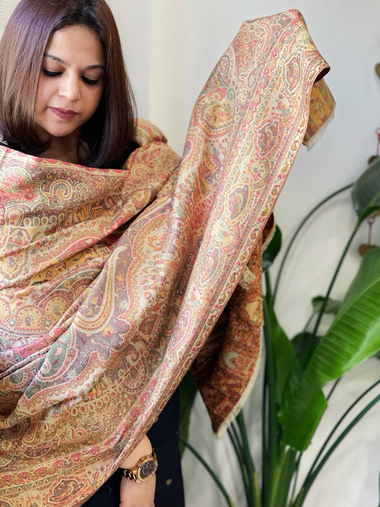 Lite Gold Woven Kaani Jaal Pashmina Shawl with Zari