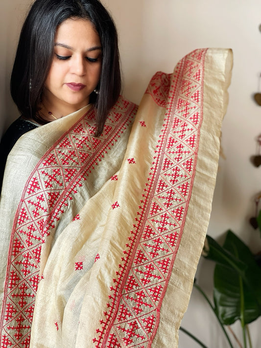 Tussar Silk Dupatta with thread embroidery