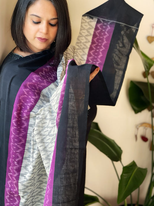 Handwoven Ikat Dupatta in Cotton