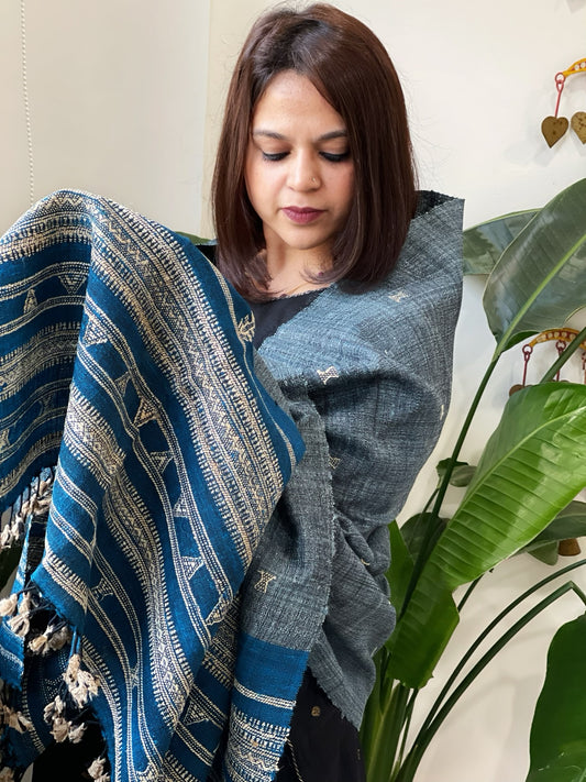 Lite Teal Handwoven Bhujodi Shawl in Pure Tussar and Wool
