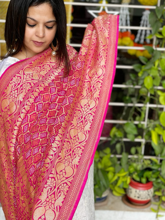 Pink Handwoven Premium Zari Rai Bandhani Dupatta in Pure Georgette