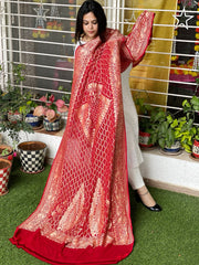 Red Handwoven Premium Zari Rai Bandhani Dupatta in Pure Georgette