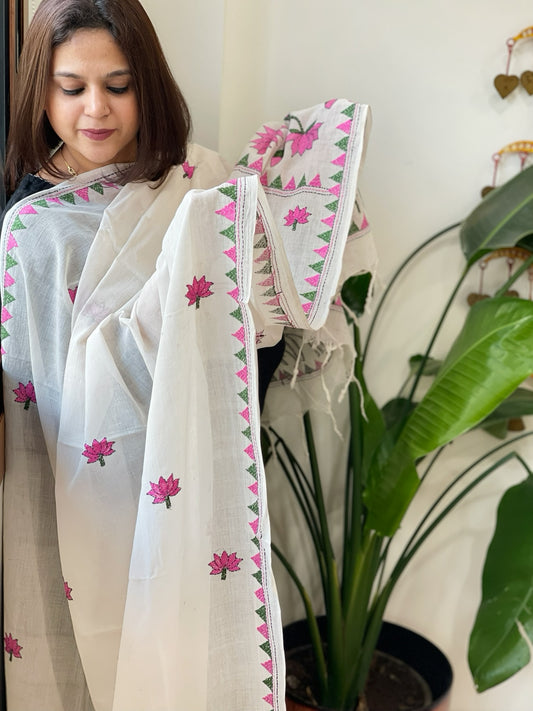 Off-White Handmade Kantha Dupatta in Pure Cotton