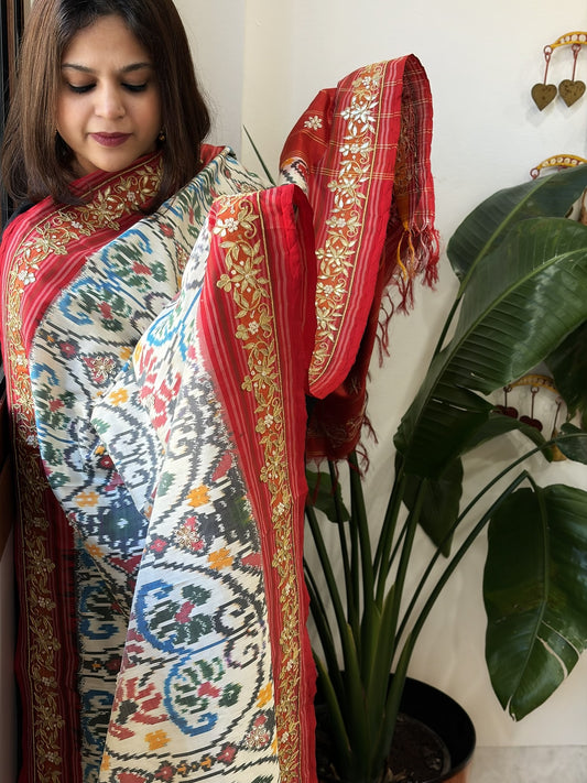 Ivory Handwoven Ikat Patola with Gotapatti & Pearl Handwork dupatta in Pure Silk