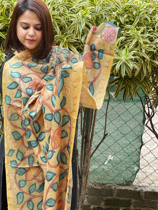 Handpainted Kalamkari Dupatta in Tussar Silk