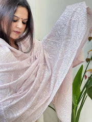 Lavender Kashmiri Aari Embroidery dupatta in Mul