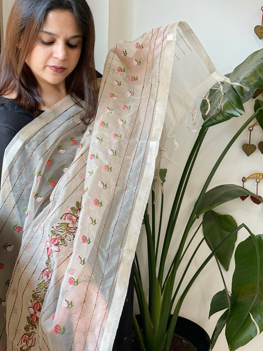 Peach Organza Dupatta with Thread Embroidery