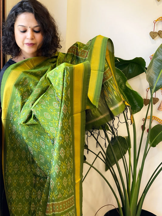 Green Handwoven Ikat Dupatta Pure Silk-Cotton
