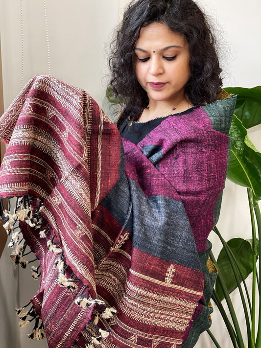 Handwoven Bhujodi Shawl in Pure Tussar and Wool