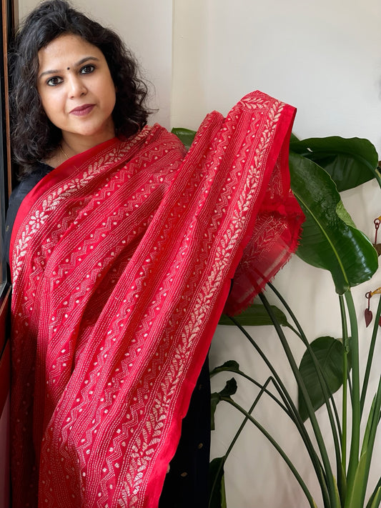 Red Handmade Kantha Dupatta in Silk