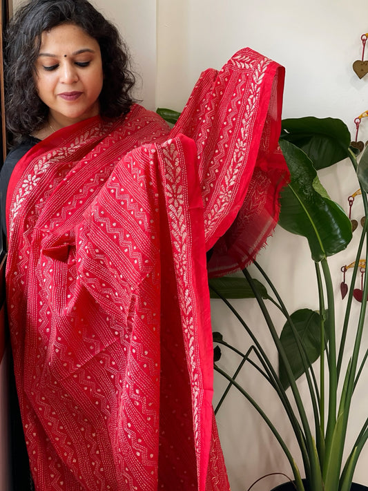 Red Handmade Kantha Dupatta in Silk