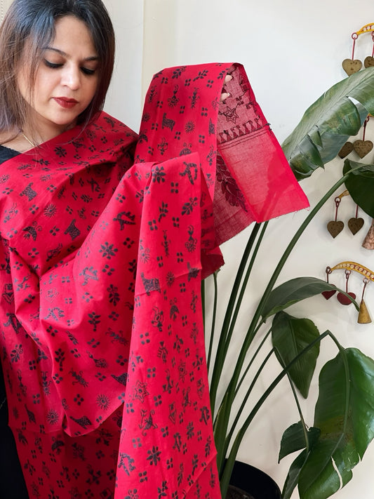 Red Handmade Kantha Dupatta in Pure Cotton