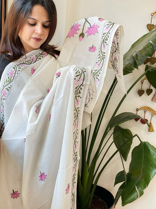 Off-White Handmade Kantha Dupatta in Pure Cotton