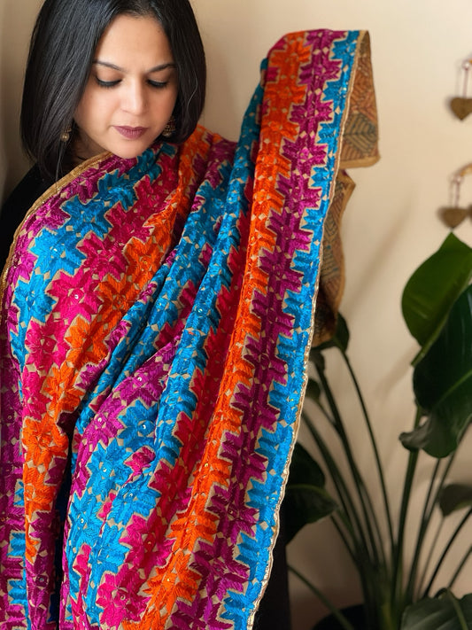 Handmade Bagh Phulkari Dupatta in Cotton