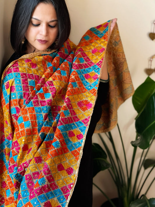 Handmade Bagh Phulkari Dupatta in Cotton