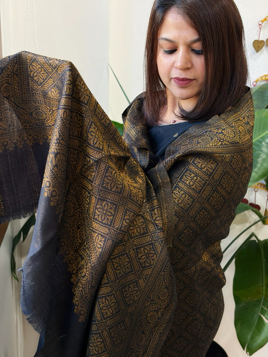 Black Pashmina Shawl with Zari