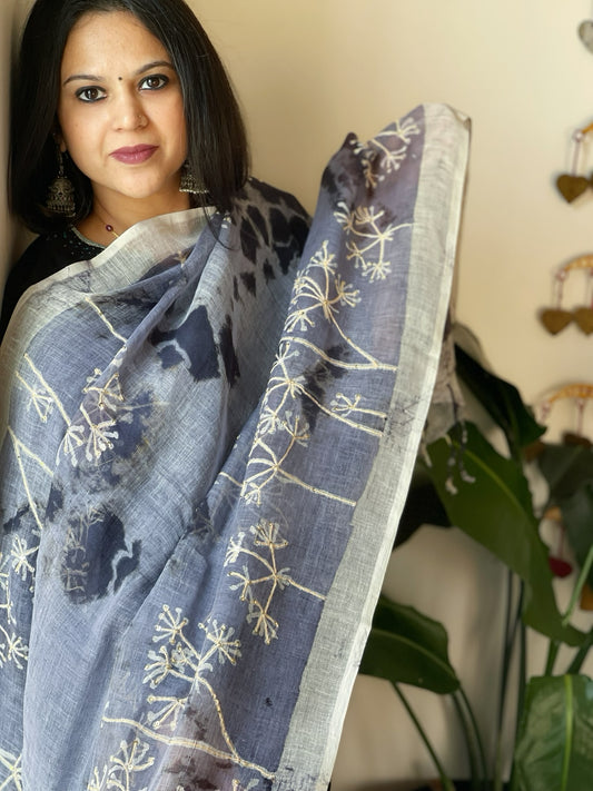 Handpainted Dupatta with Kantha Stitch Handwork in Pure Linen