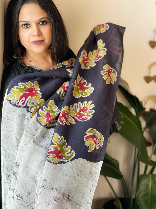 Handpainted Dupatta with Kantha Stitch Handwork in Pure Linen
