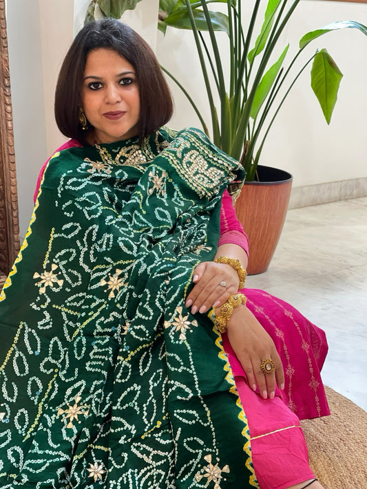 Green Bandhani Dupatta with Gotapatti Handwork in Pure Silk