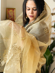 Gold Organza dupatta with Applique Work