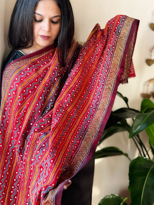 Red, Maroon Handmade Kantha Dupatta in Silk