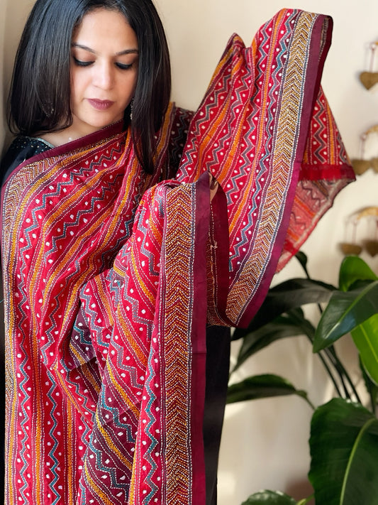 Red, Maroon Handmade Kantha Dupatta in Silk