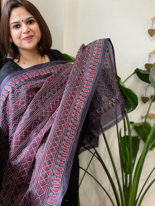 Deep Purple Handmade Kantha Dupatta in Silk