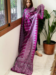 Purplish Magenta Handmade Nakshi Kantha Dupatta in Pure Silk
